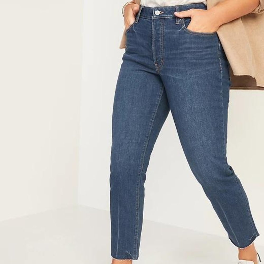 Old Navy High-Waisted Button-Fly O.G. Straight Cut-Off Jeans for Women New - Picture 3 of 4